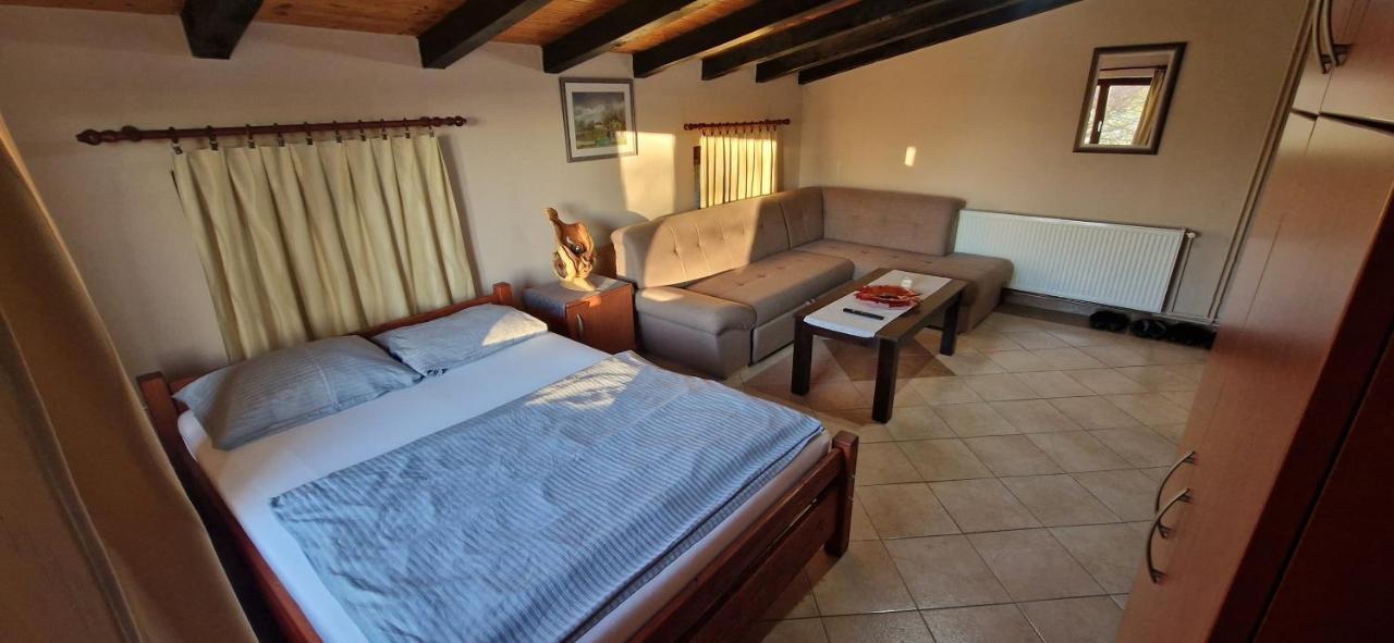 Guest House Blazevic Gornja Gracenica Eksteriør billede