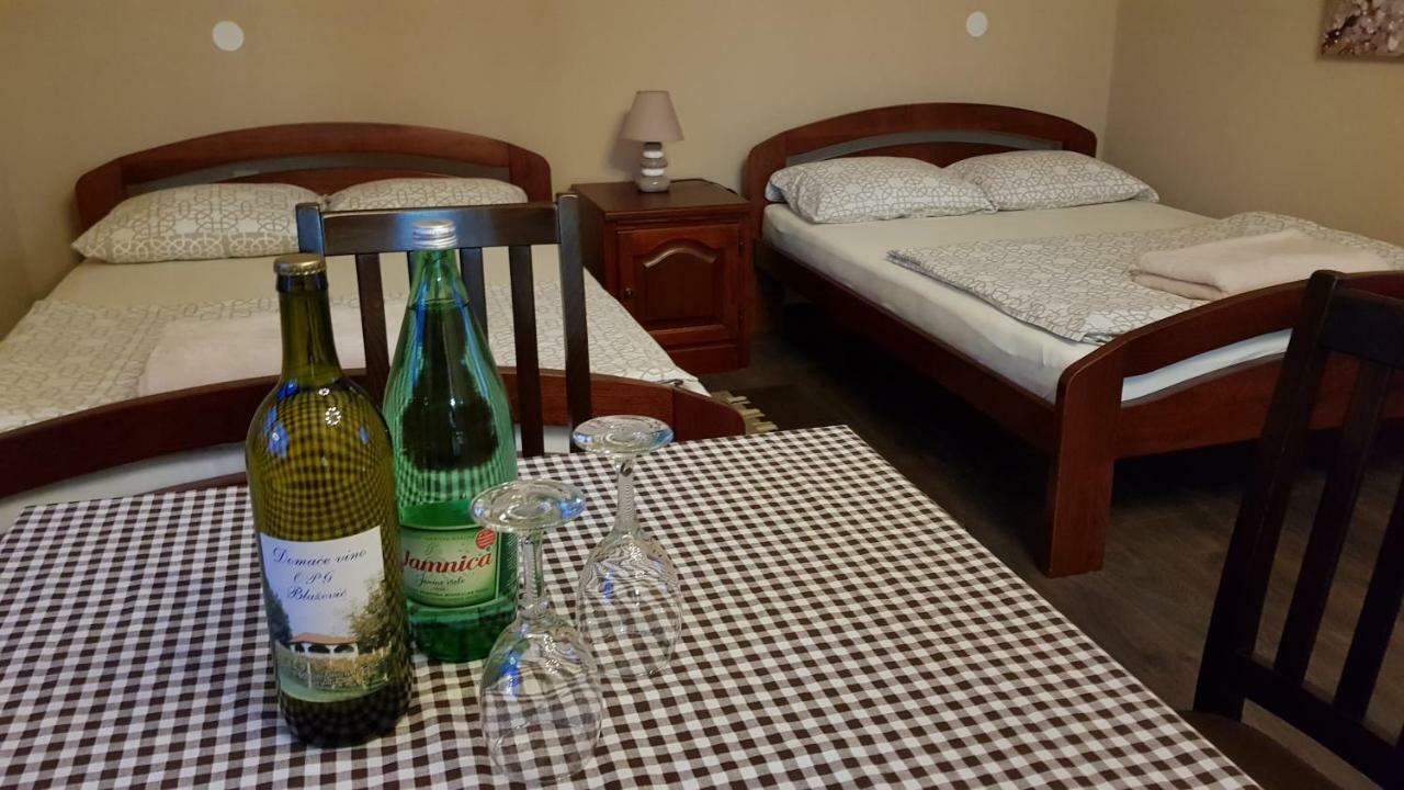 Guest House Blazevic Gornja Gracenica Eksteriør billede
